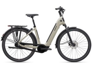 Giant NewTour E+ 2 2027